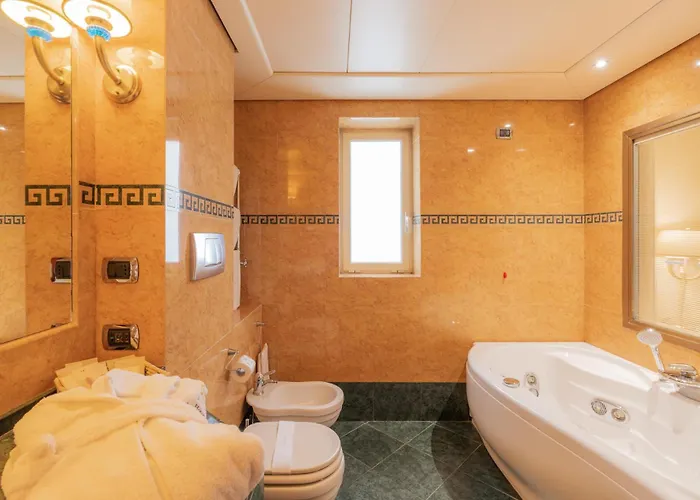 Otel Pineta Palace 4*